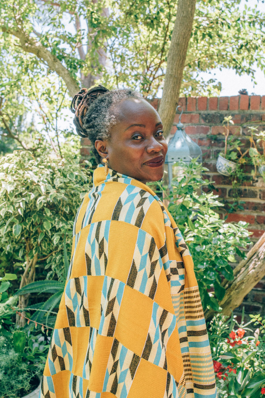 Behind-the-scenes vertical image