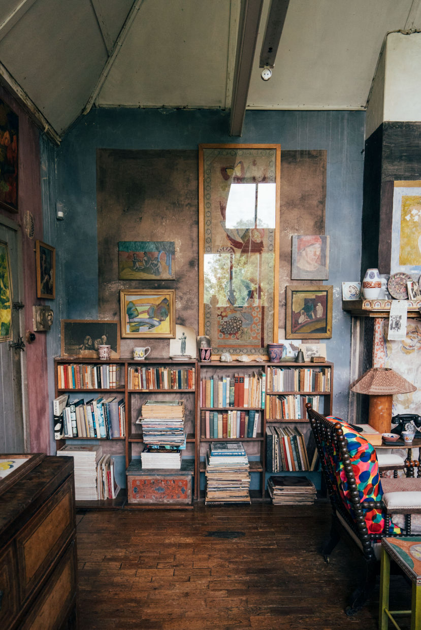 Behind-the-scenes horizontal image