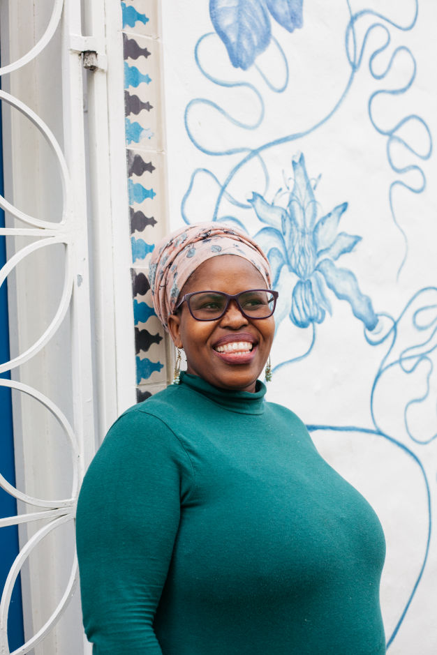 Behind-the-scenes vertical image